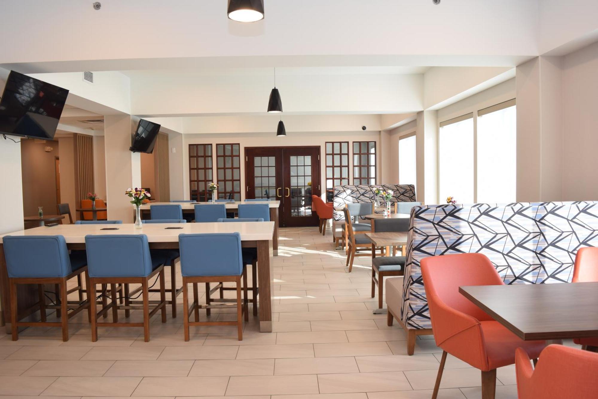 Holiday Inn Express Syracuse Airport By Ihg North Syracuse Exteriör bild