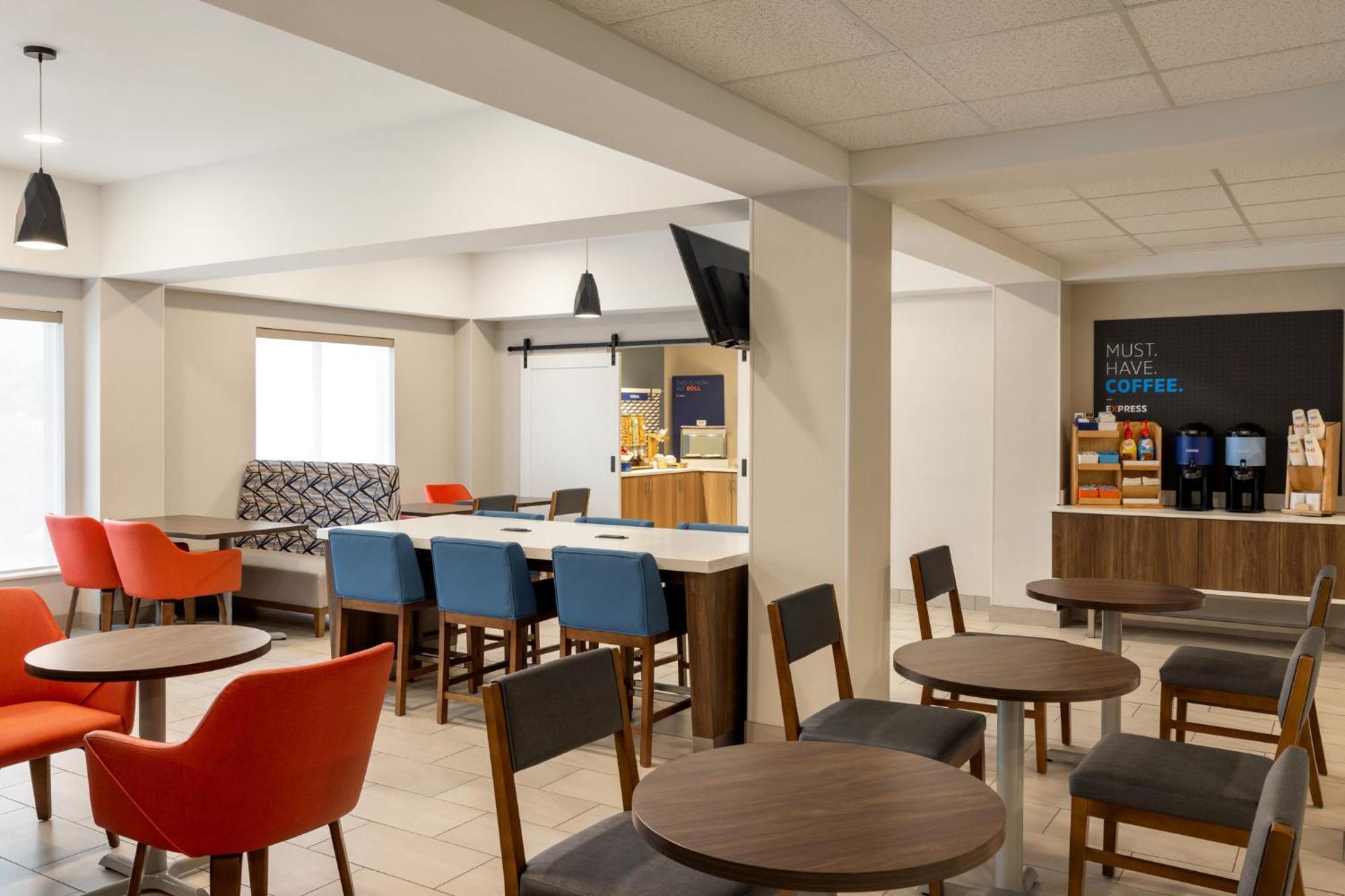 Holiday Inn Express Syracuse Airport By Ihg North Syracuse Exteriör bild