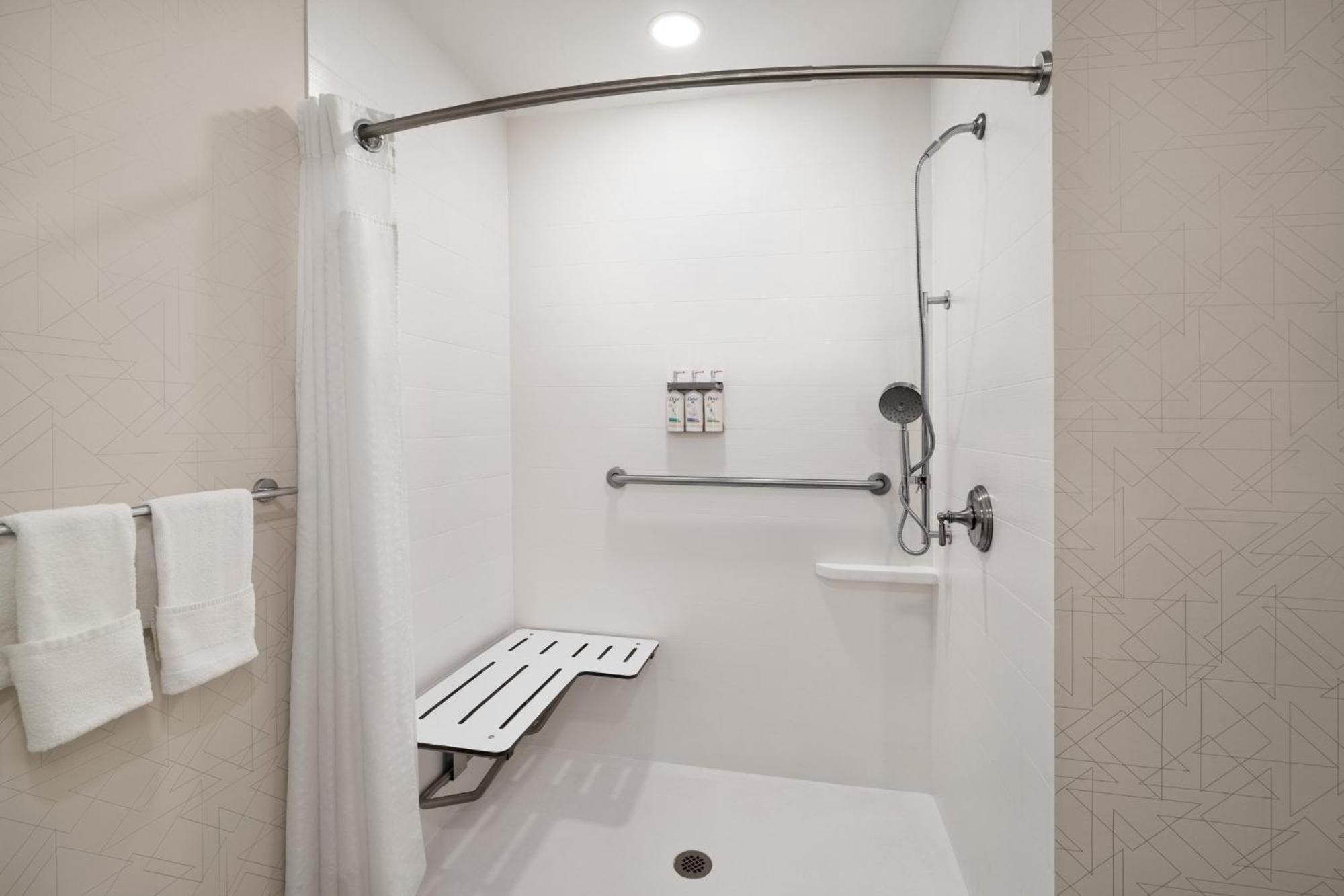 Holiday Inn Express Syracuse Airport By Ihg North Syracuse Exteriör bild