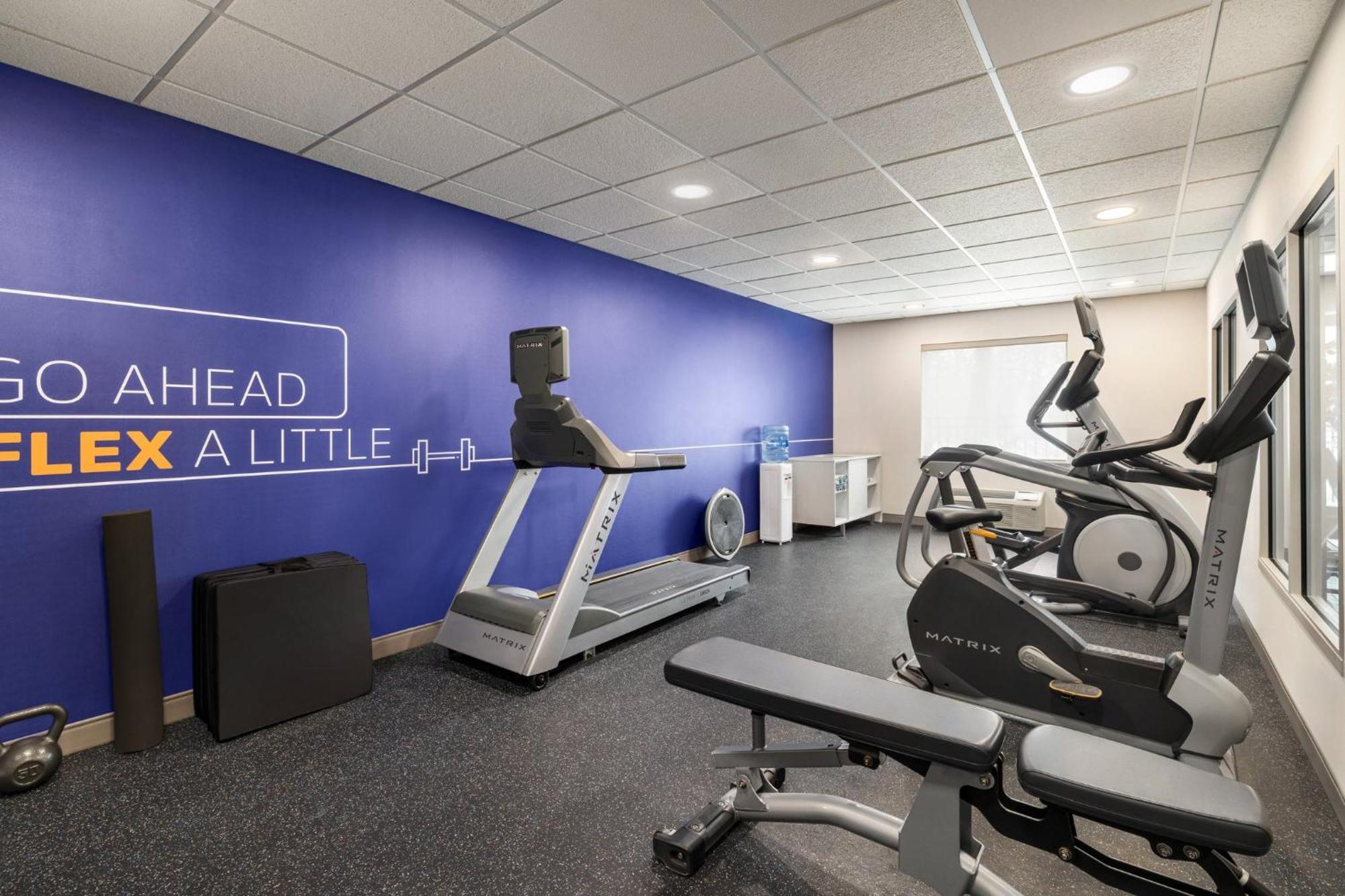 Holiday Inn Express Syracuse Airport By Ihg North Syracuse Exteriör bild